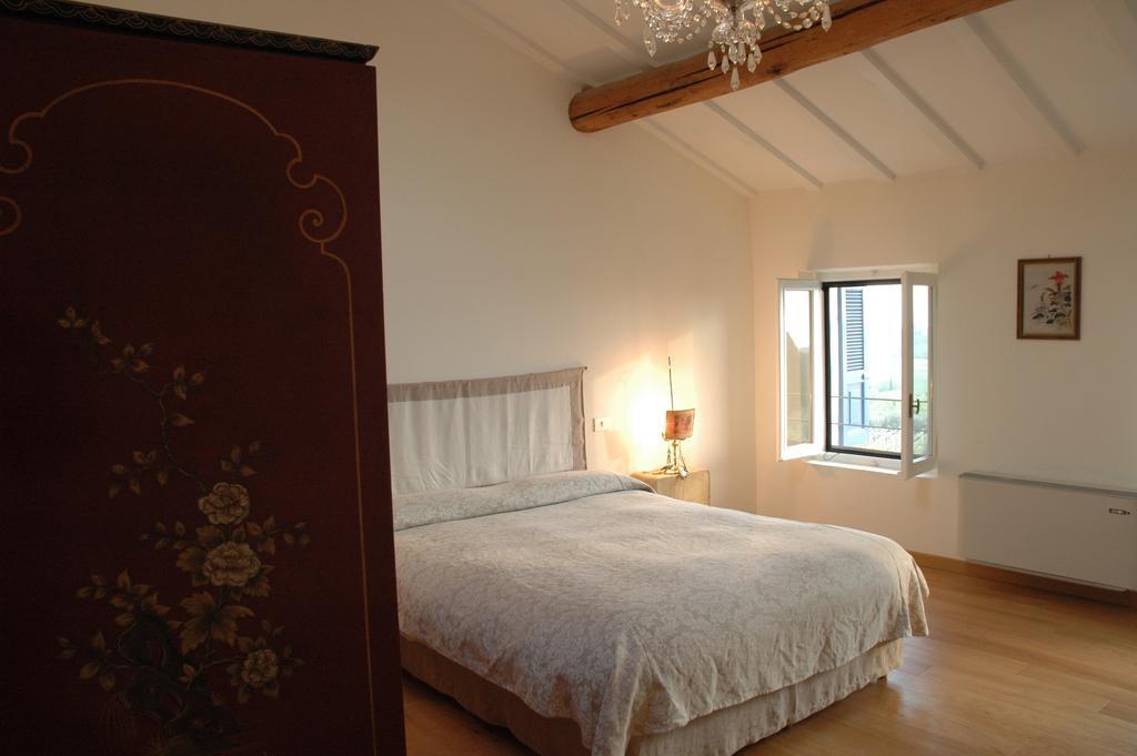 Agriturismo Tenuta La Pergola 바르돌리노 객실 사진